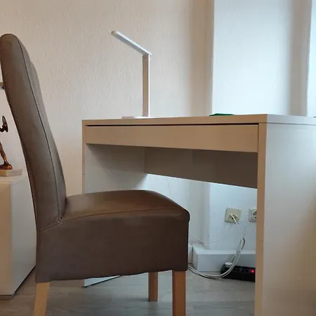 Apartment Gaeste- Und Glaeser Zwickau