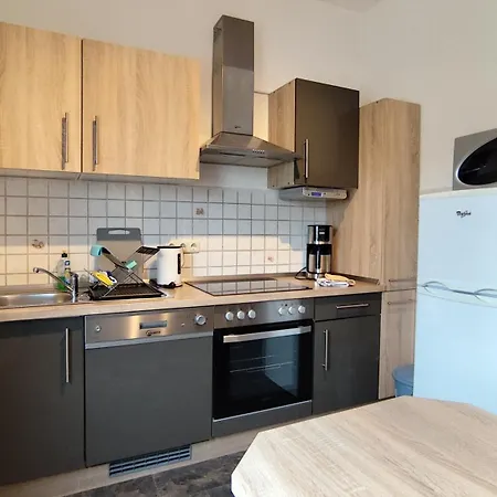 Gaeste- Und Glaeser Zwickau