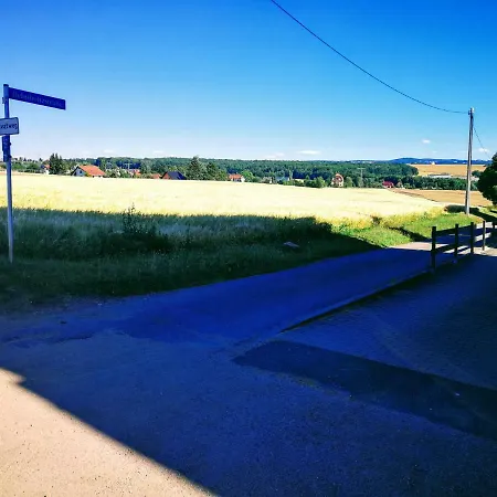 Gaeste- Und Glaeser
