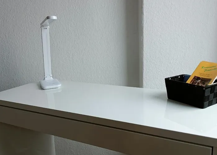 Gaeste- Und Glaeser * צוויקאו